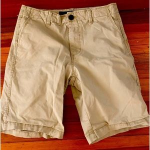 Boys/men’s size 32 Khaki shorts